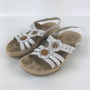 Earth Spirit White Ankle Strap Sandals Sz 6.5